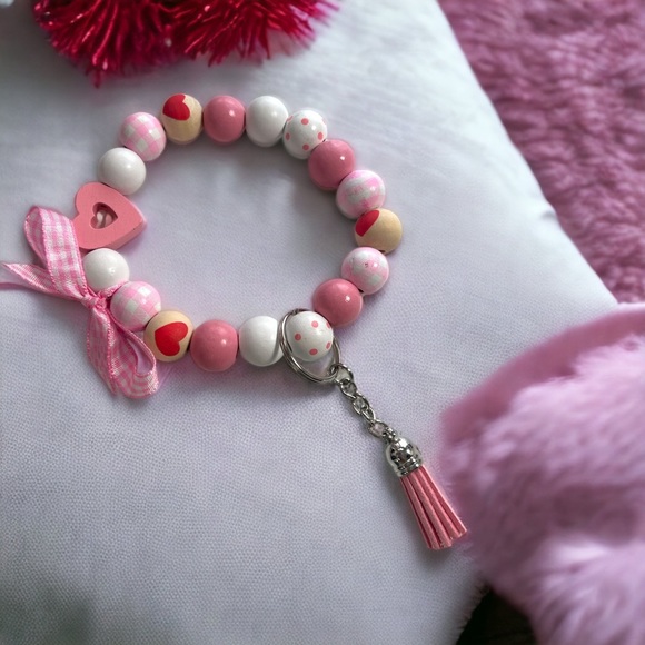 Handmade by BG Jewelry - Wrist Key chain
